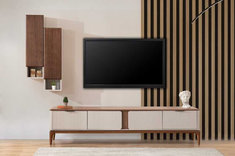 Ahşap desenli TV ünitesi
